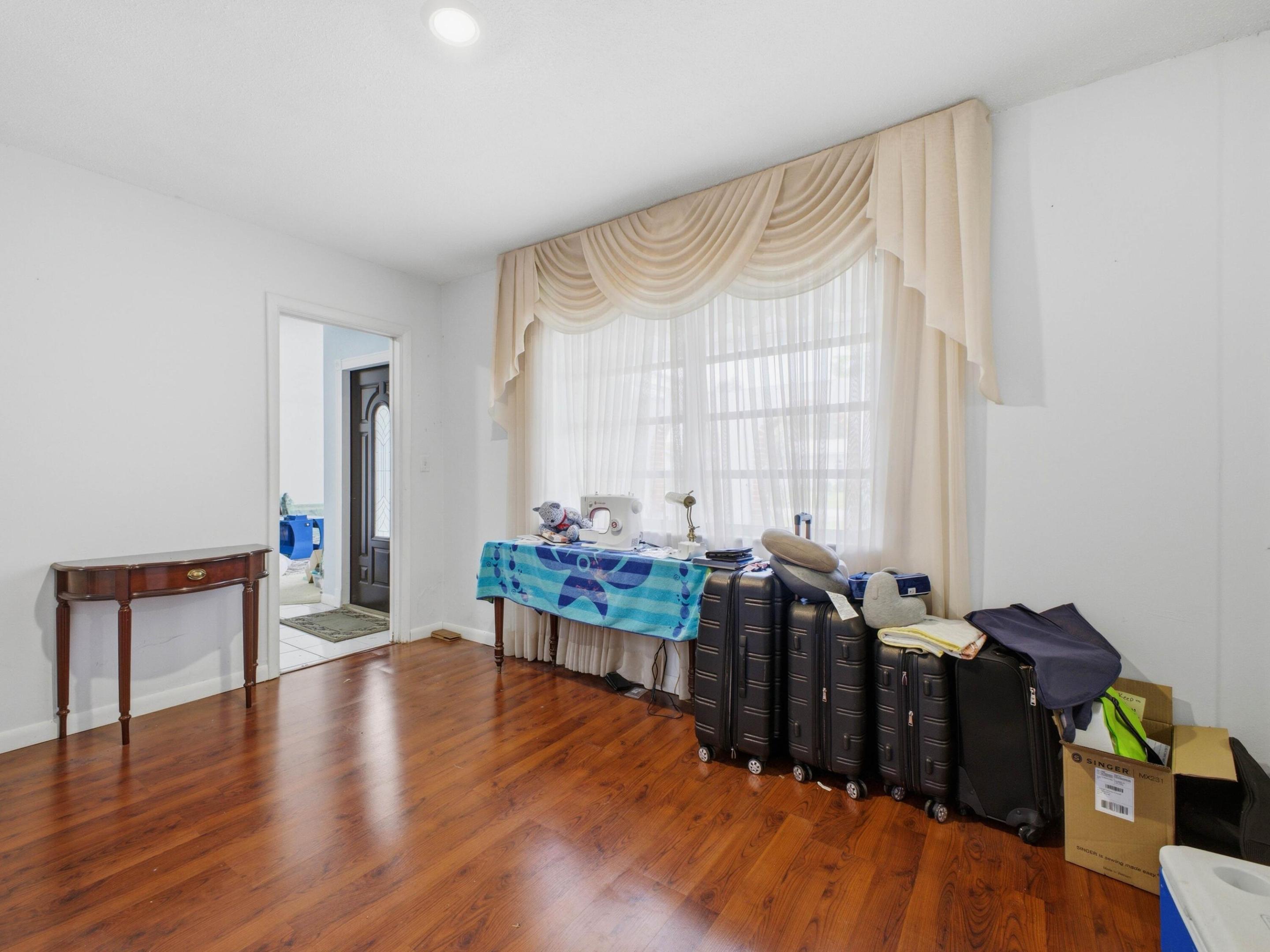 DEER RUN SPRINGS - Residential