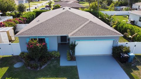 Photo of 1522 SE Flintlock Rd, Saint Lucie West, FL 34952 (MLS # F10504005)