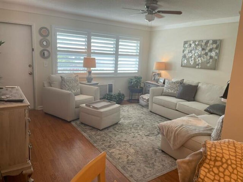 Photo of 620 W Horizons W #102, Boynton Beach, FL 33435 (MLS # B26001545)