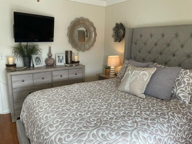 STERLING VILLAGE 620 CONDO - Residential Lease