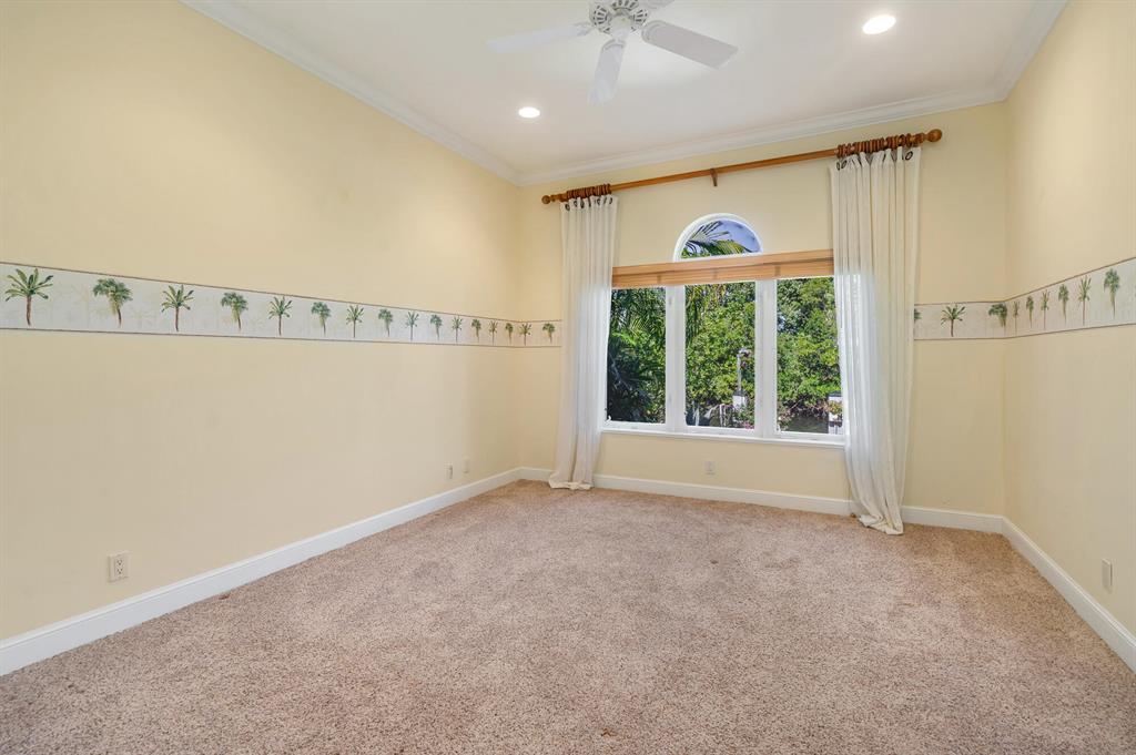 HARBOUR ISLES - Residential