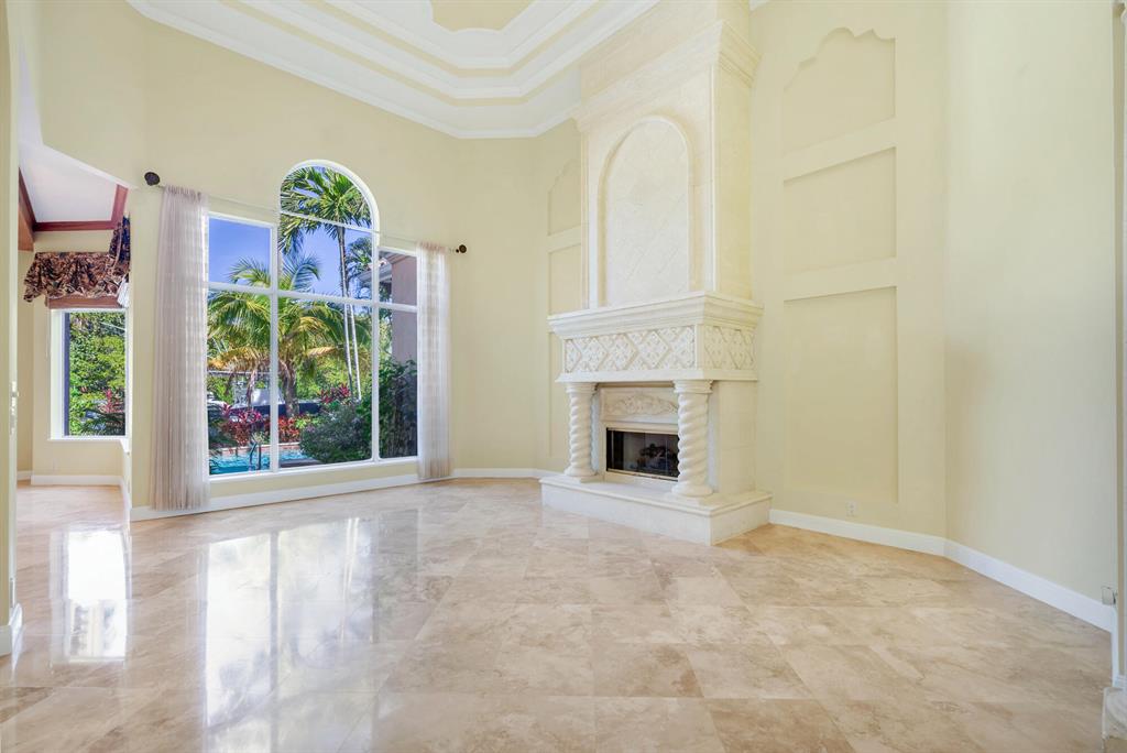 HARBOUR ISLES - Residential