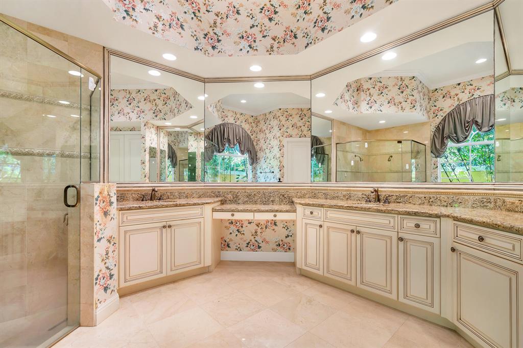 HARBOUR ISLES - Residential