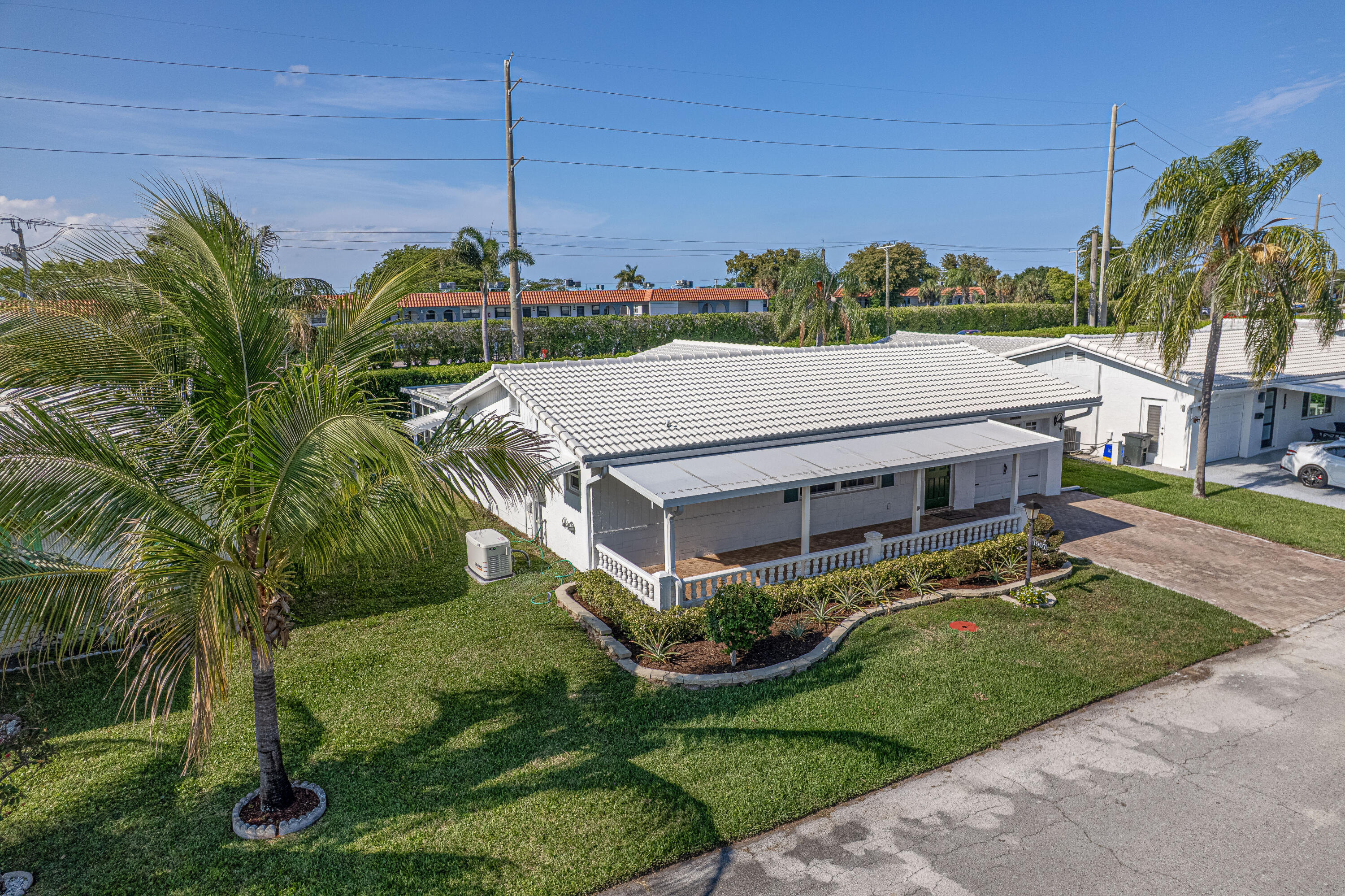 PALM BEACH LEISUREVILLE SEC 10 - Residential