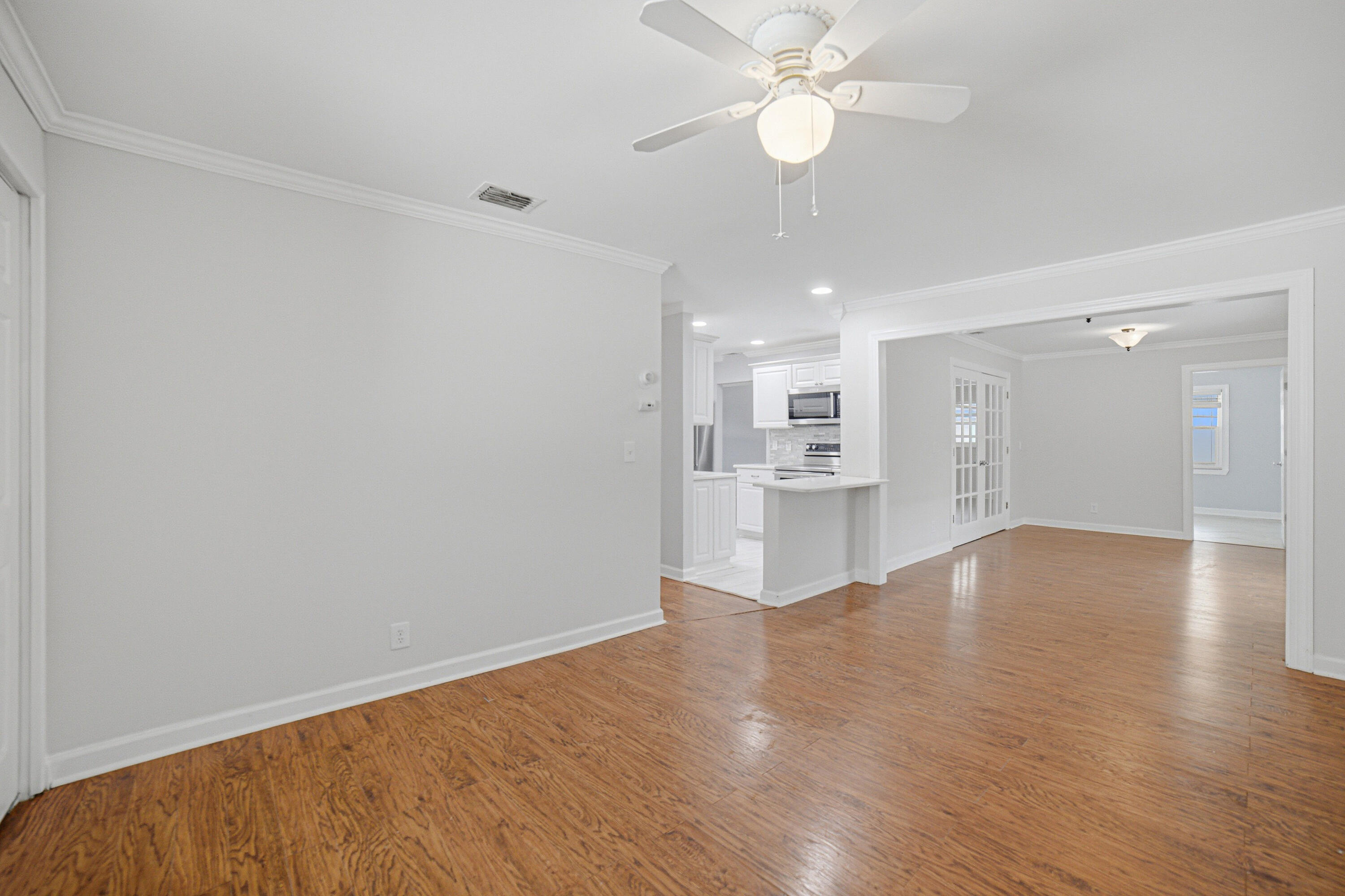PALM BEACH LEISUREVILLE SEC 10 - Residential