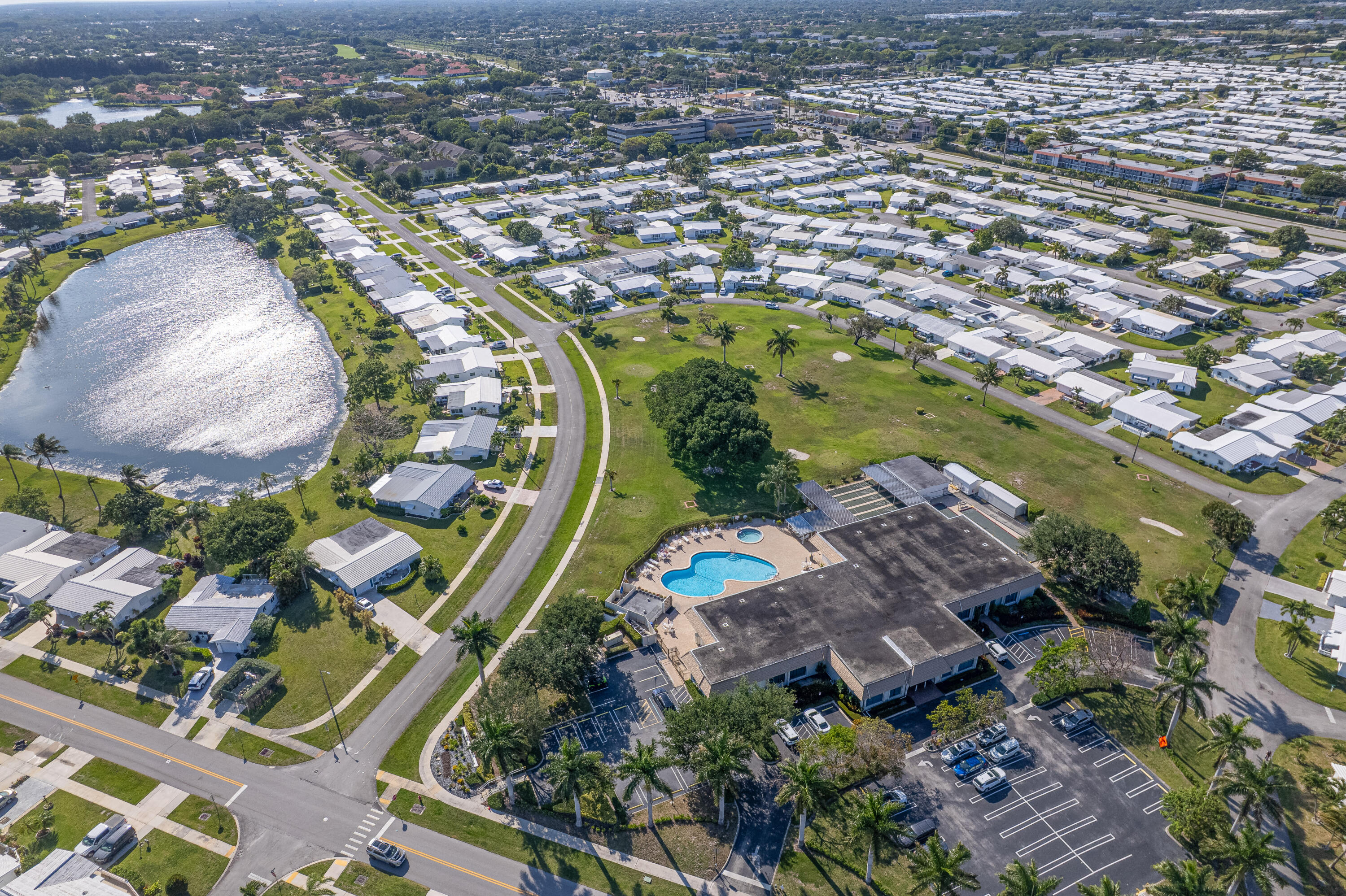 PALM BEACH LEISUREVILLE SEC 10 - Residential
