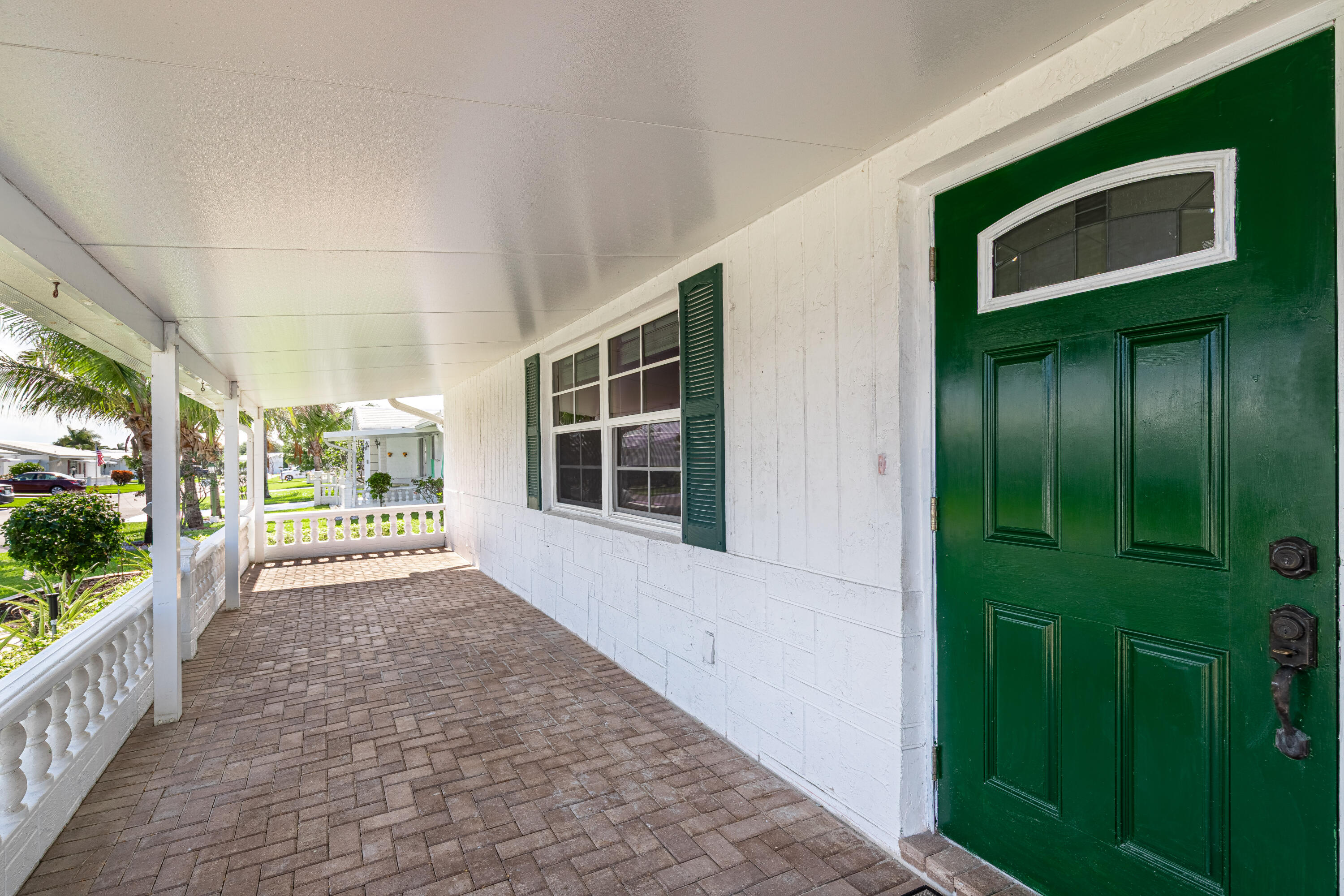 PALM BEACH LEISUREVILLE SEC 10 - Residential