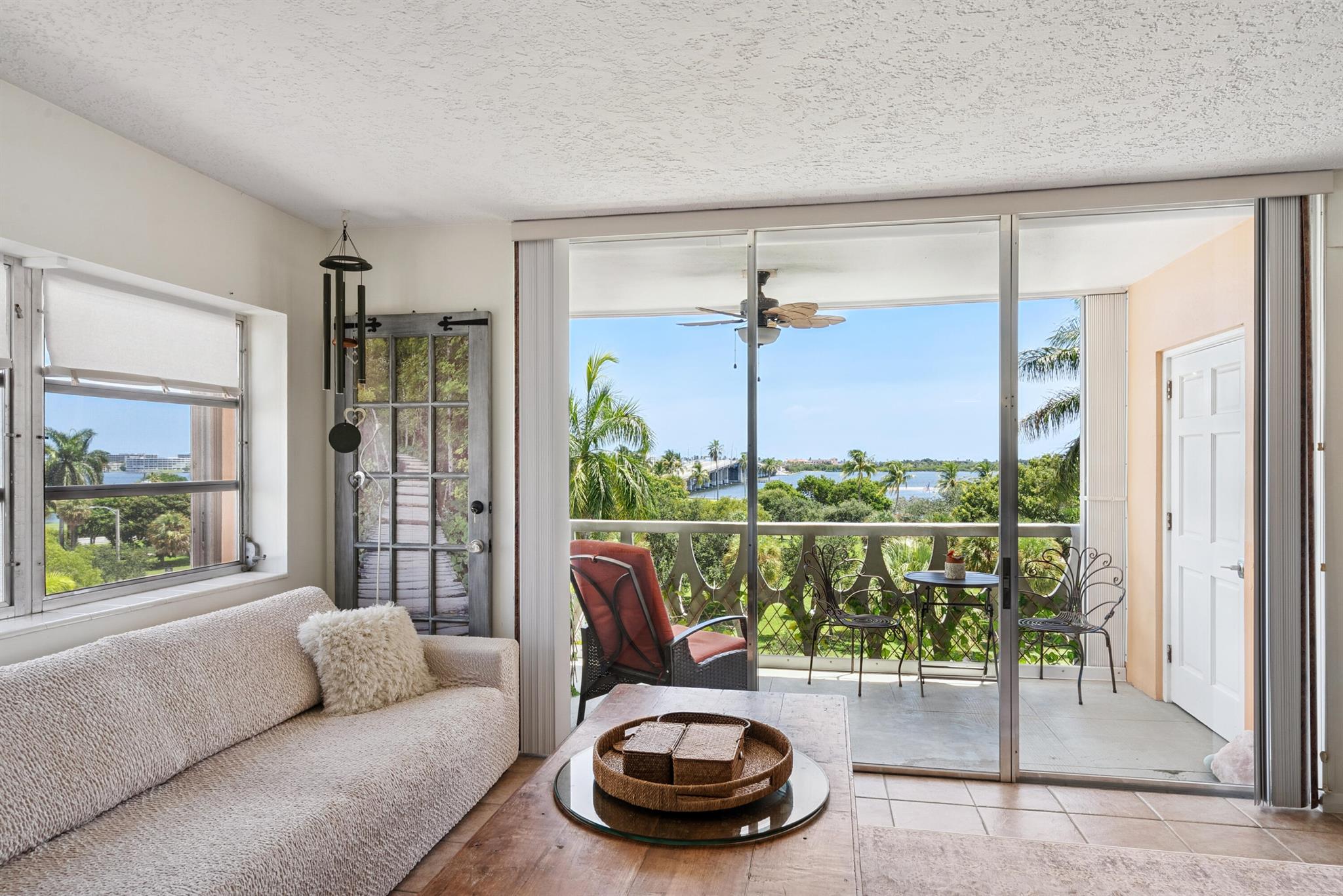 GULFSTREAM - Residential