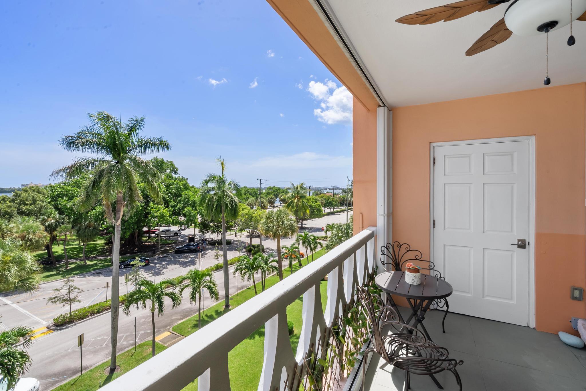 GULFSTREAM - Residential