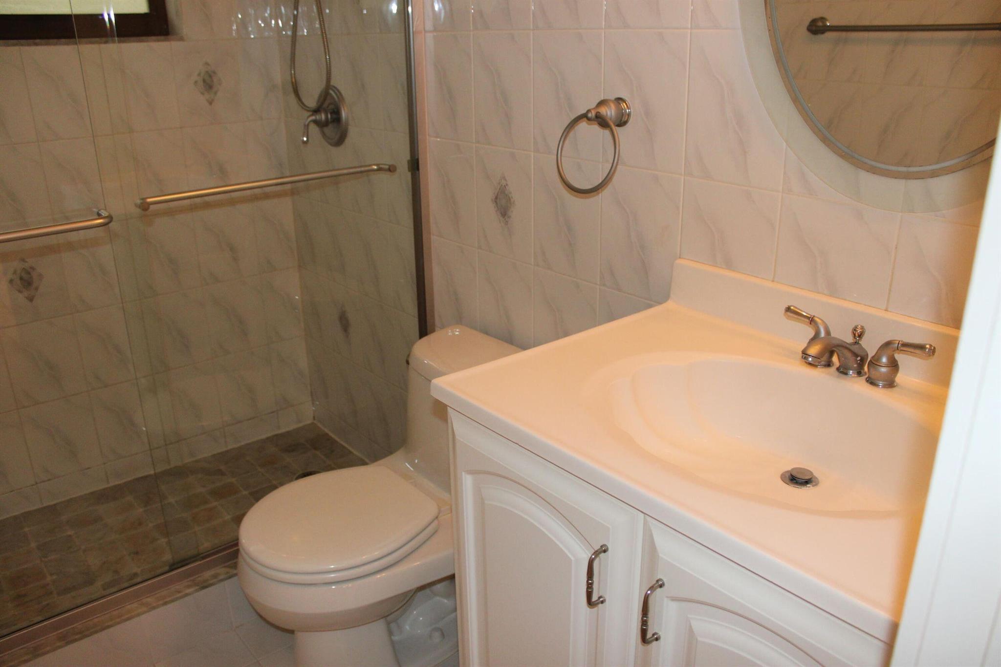 SHADYWOODS PH TWO - Residential Lease