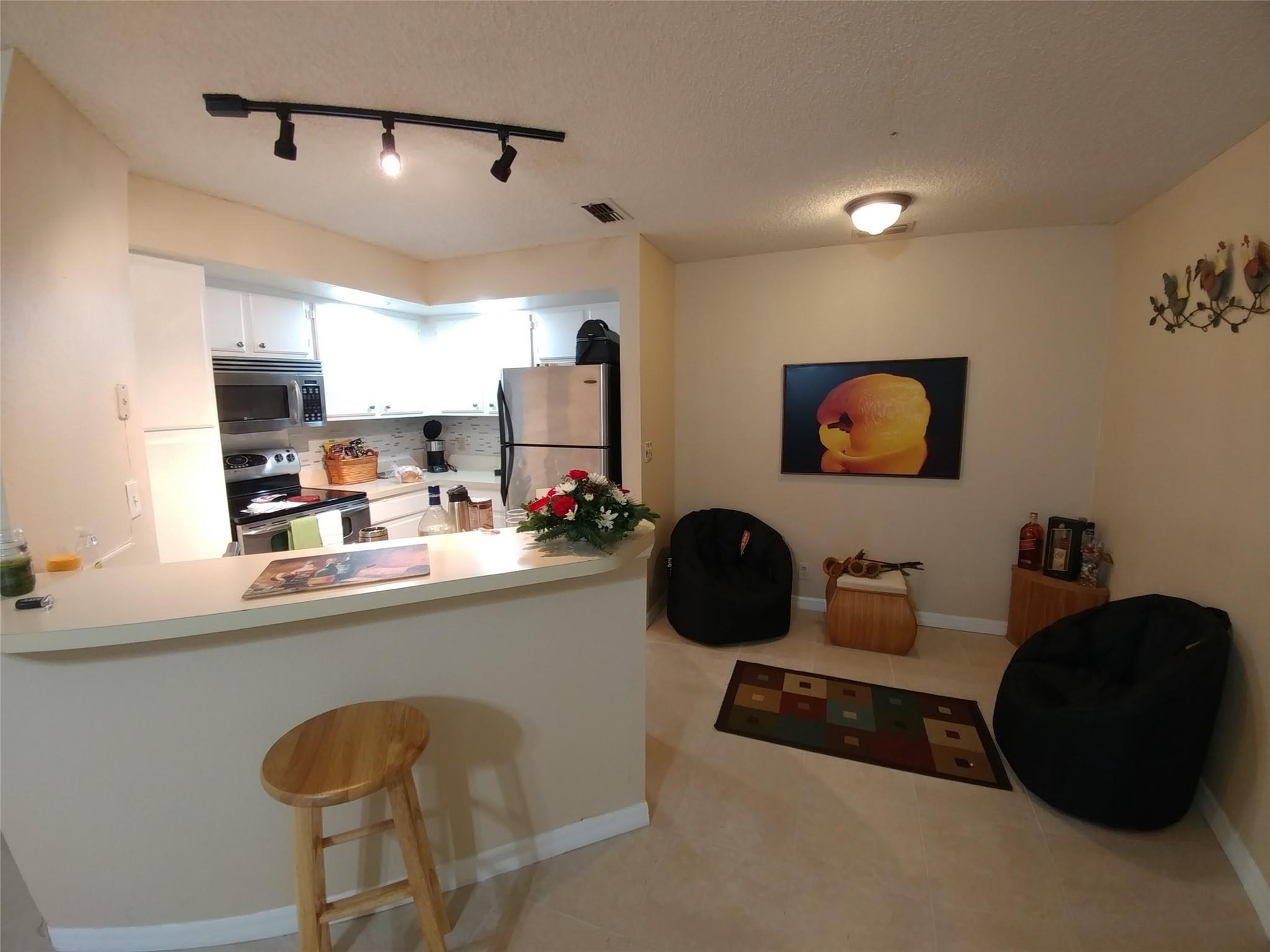 Coral Key - Residential Lease