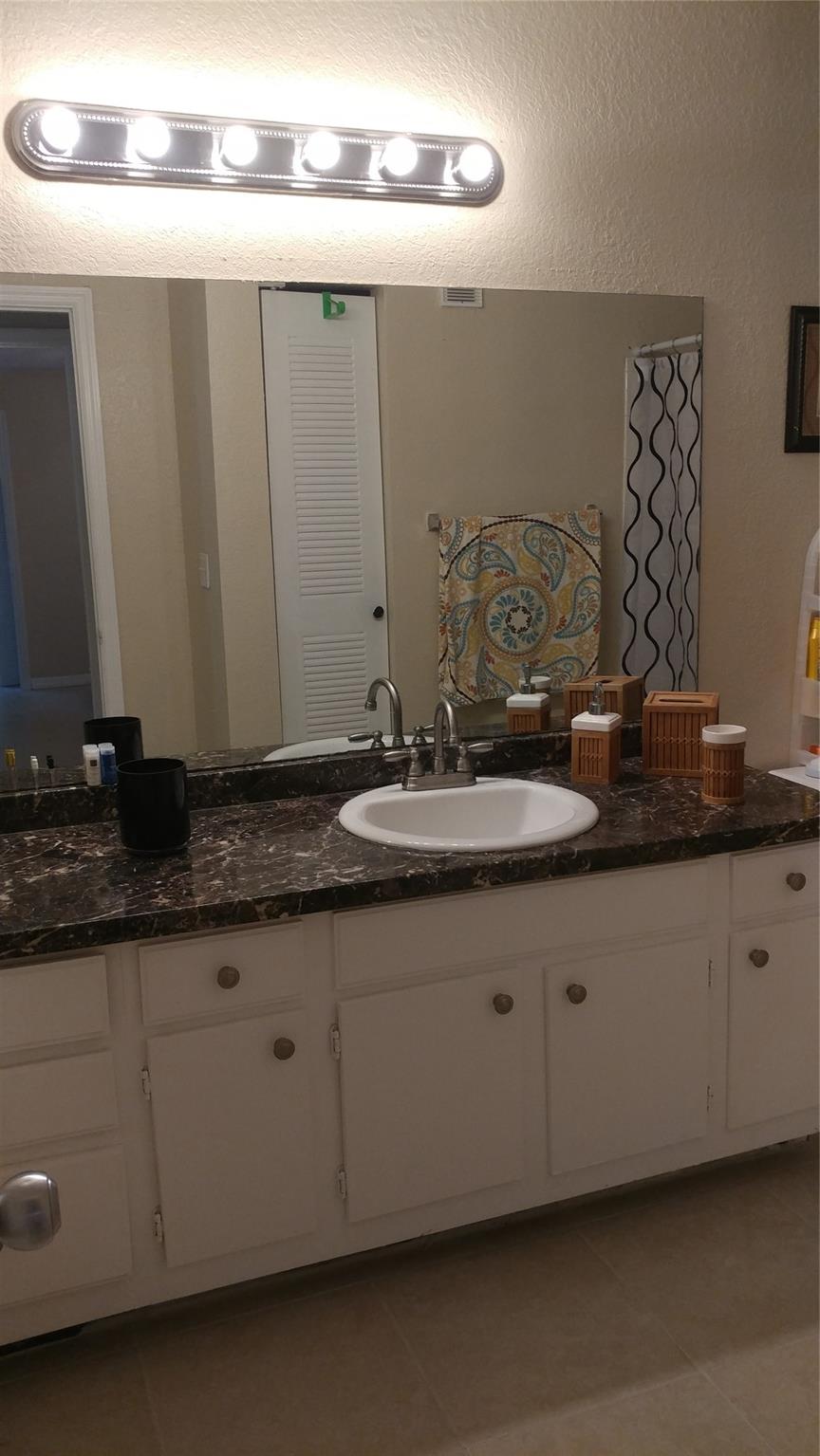 Coral Key - Residential Lease