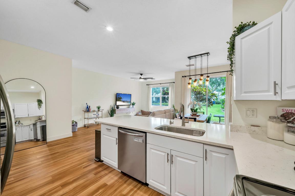 SEMINOLE GARDENS AT WOODBINE - Residential Lease