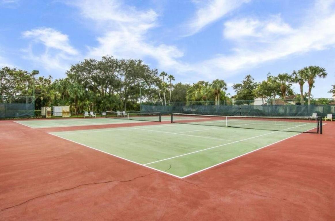 SEMINOLE GARDENS AT WOODBINE - Residential Lease