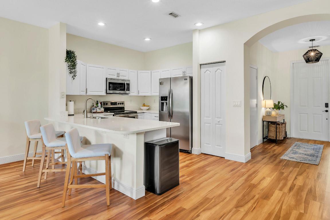 SEMINOLE GARDENS AT WOODBINE - Residential Lease