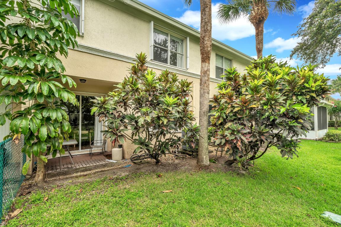 SEMINOLE GARDENS AT WOODBINE - Residential Lease