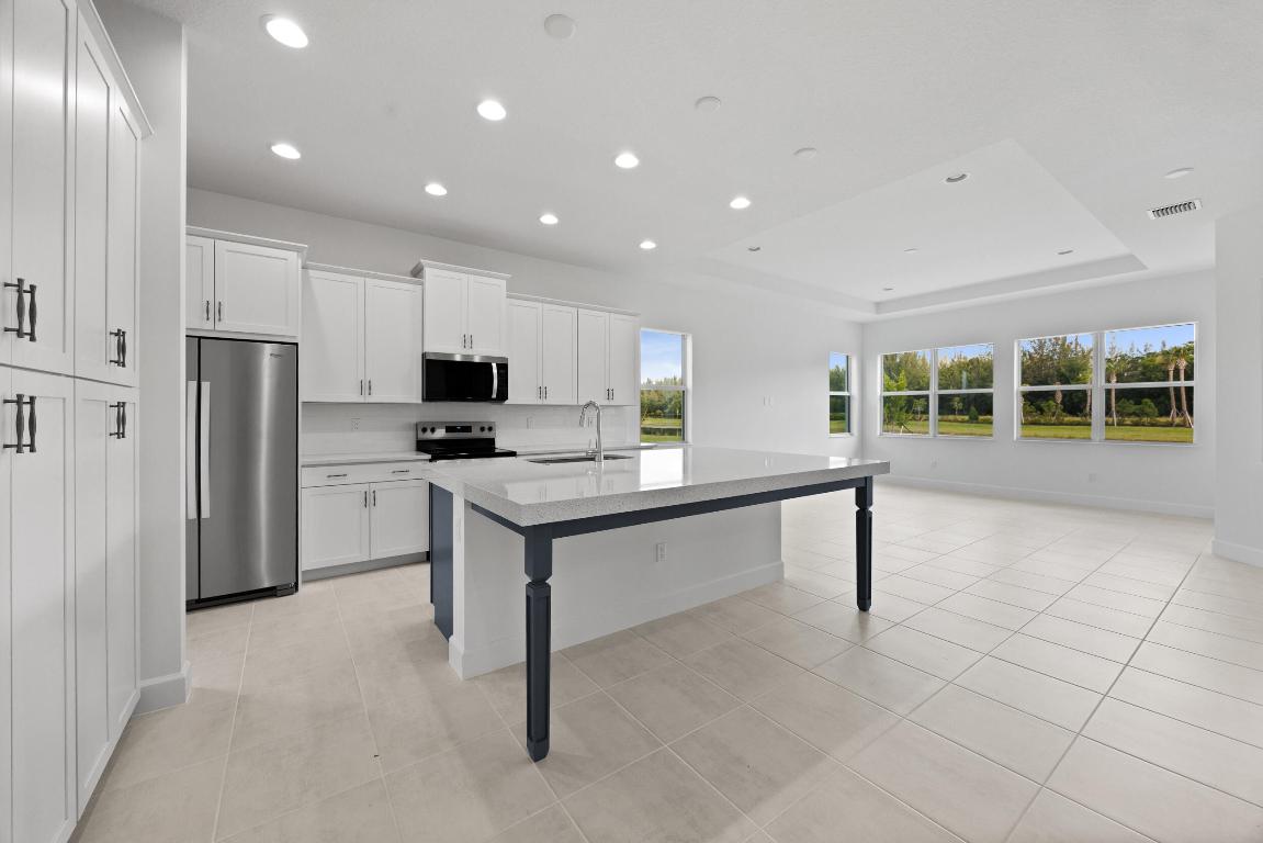 WOODLANDS OF WESTLAKE - Residential Lease