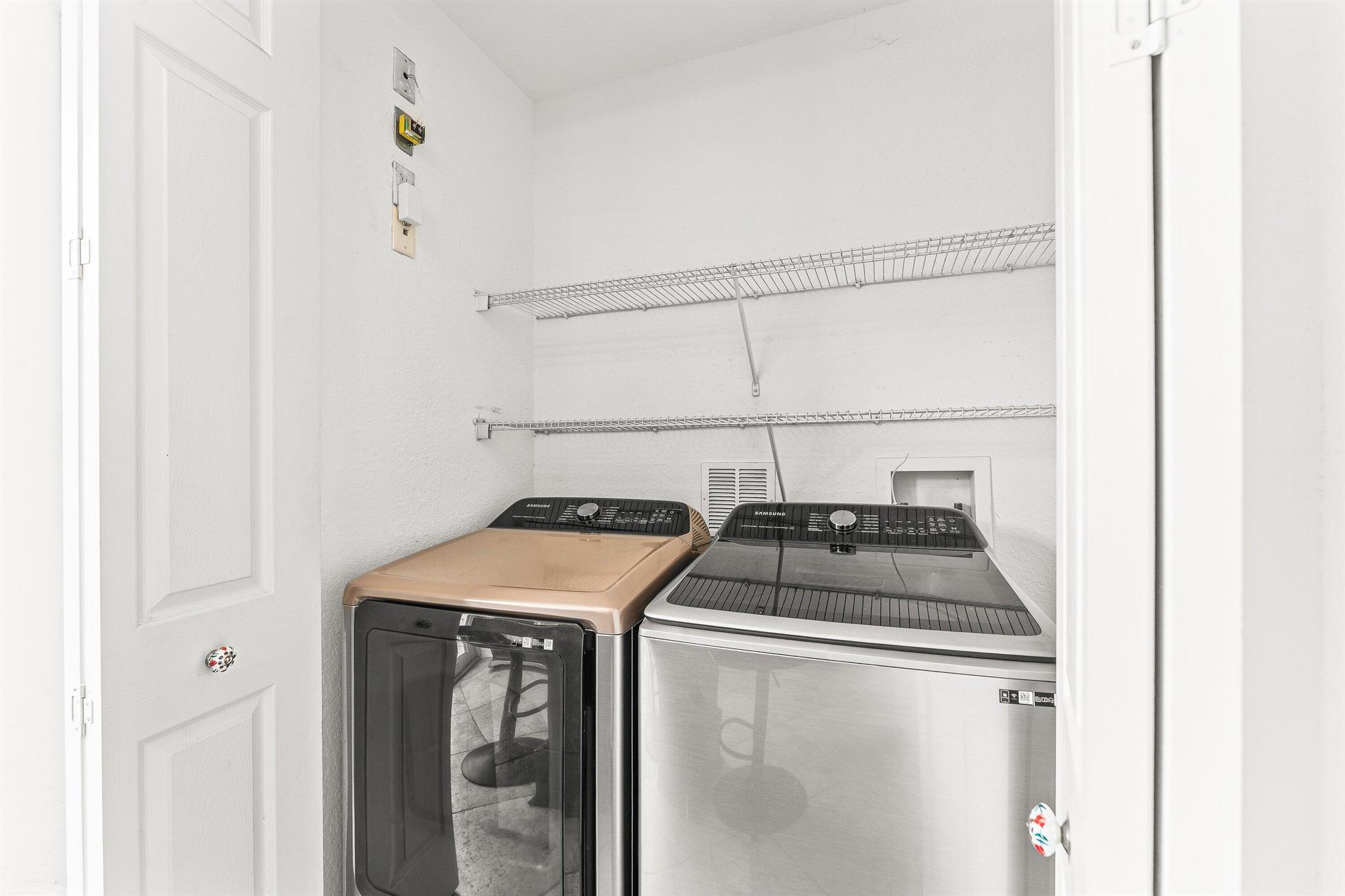 CANTERBURY PLACE - Residential Lease