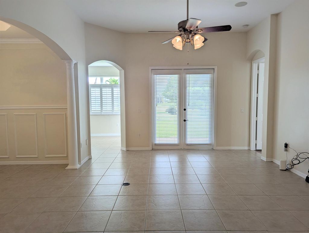 Photo of 544 SW Indian Key Drive, Port Saint Lucie, FL 34986 (MLS # R11102615)
