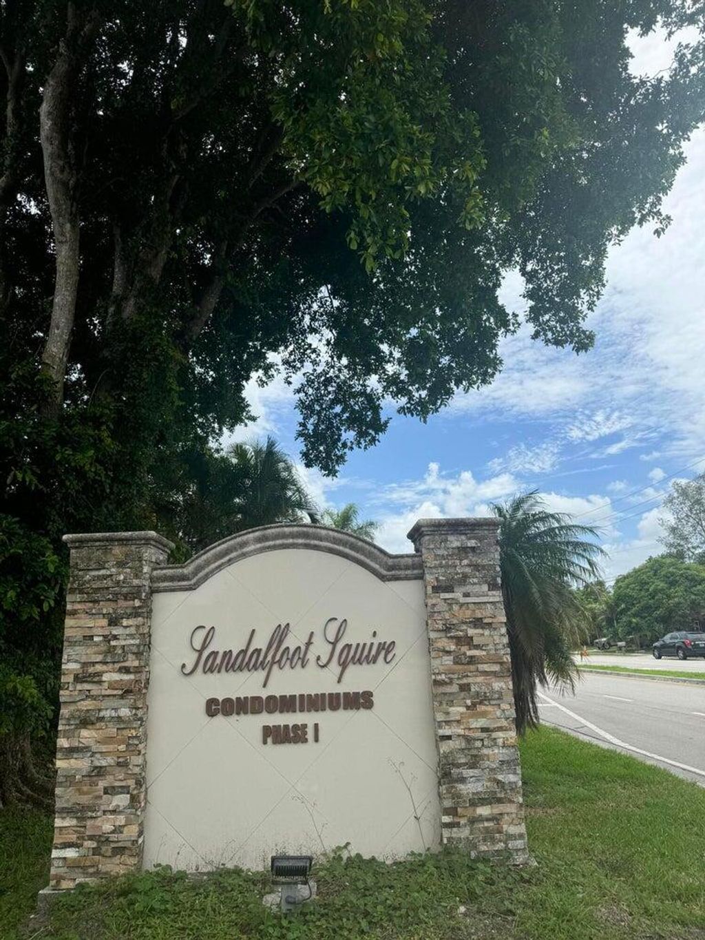 Photo of 9272 SW 3rd Street #411, Boca Raton, FL 33428 (MLS # R11133621)