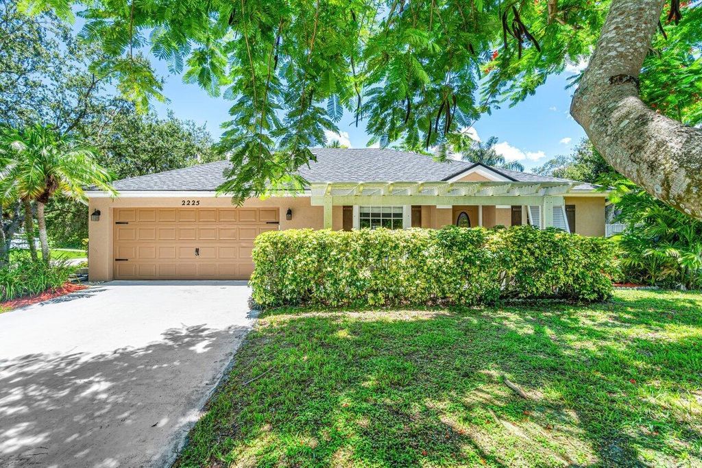 Photo of 2225 SW Trapp Terrace, Port Saint Lucie, FL 34953 (MLS # R11001470)