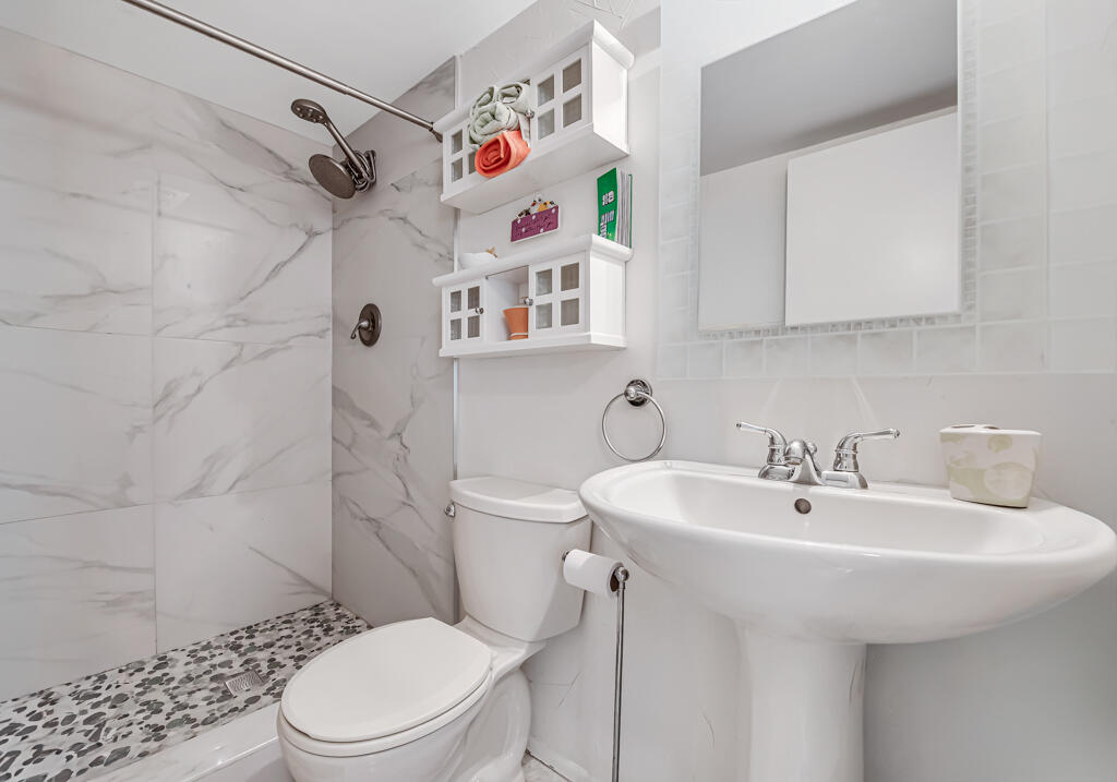 GREENWAY VILLAGE SOUTH - Residential