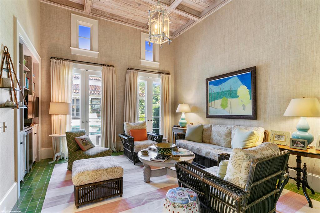 Jupiter Island - Residential