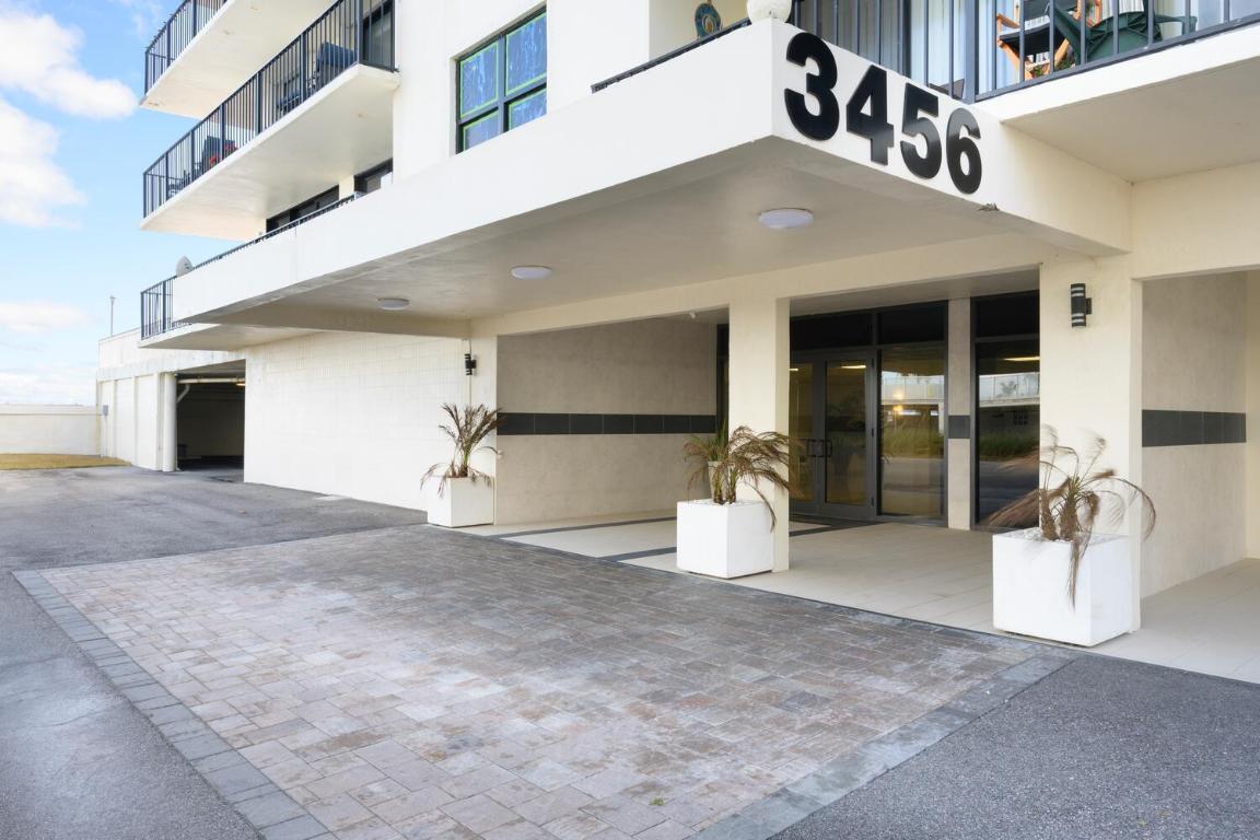 CLARIDGES I CONDO - Residential