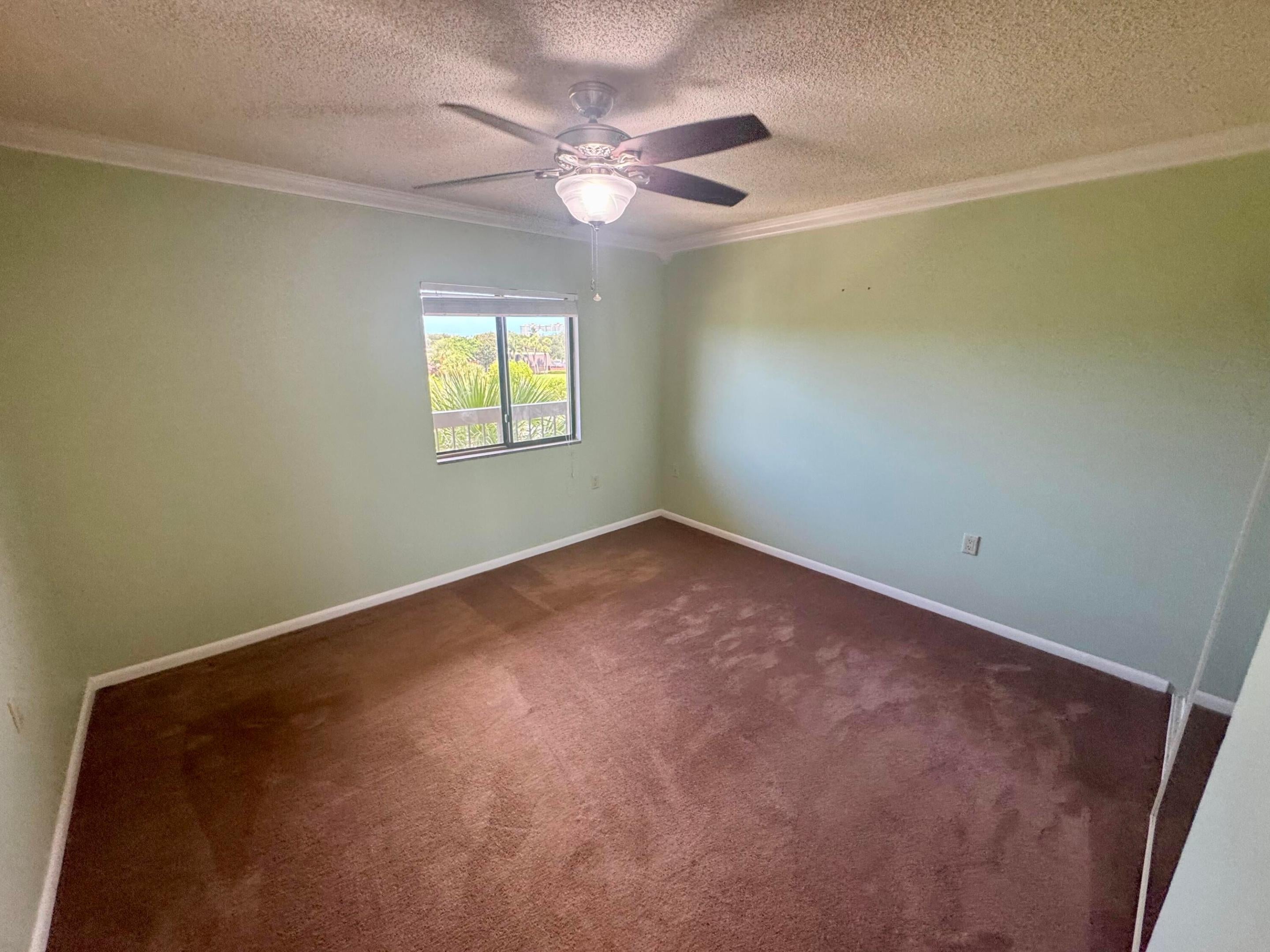 601 SEAFARER Circle 405