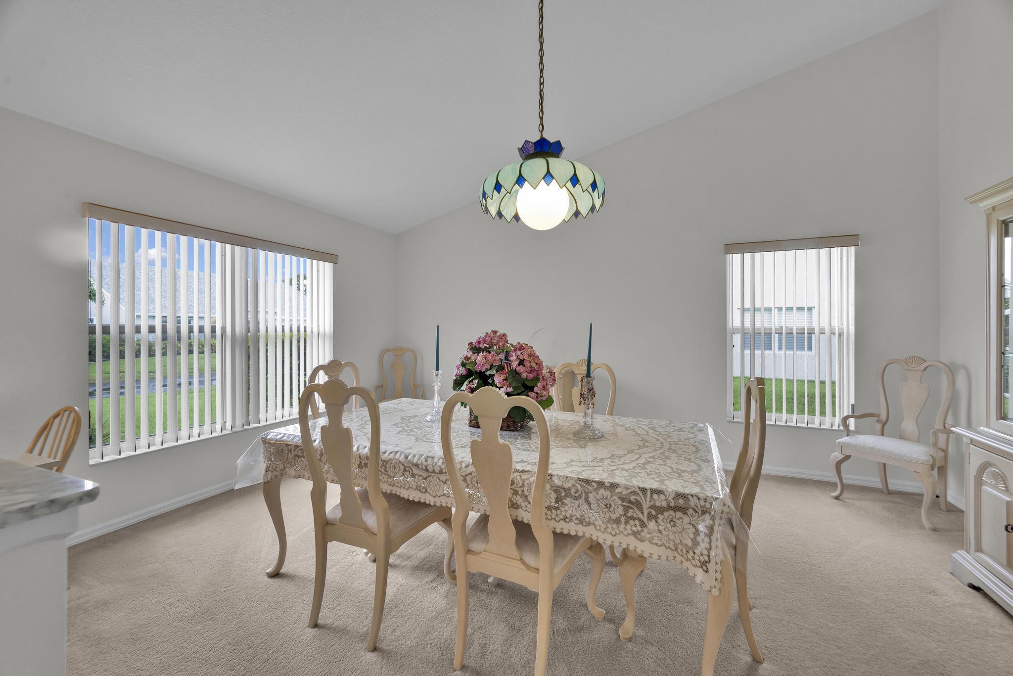 483 NW Casanova Circle