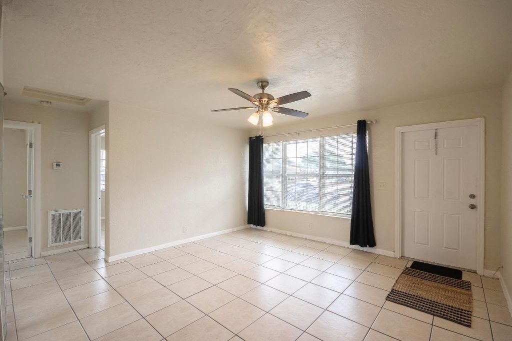 Photo of 1023 N Australian Avenue, West Palm Beach, FL 33401 (MLS # R11122488)
