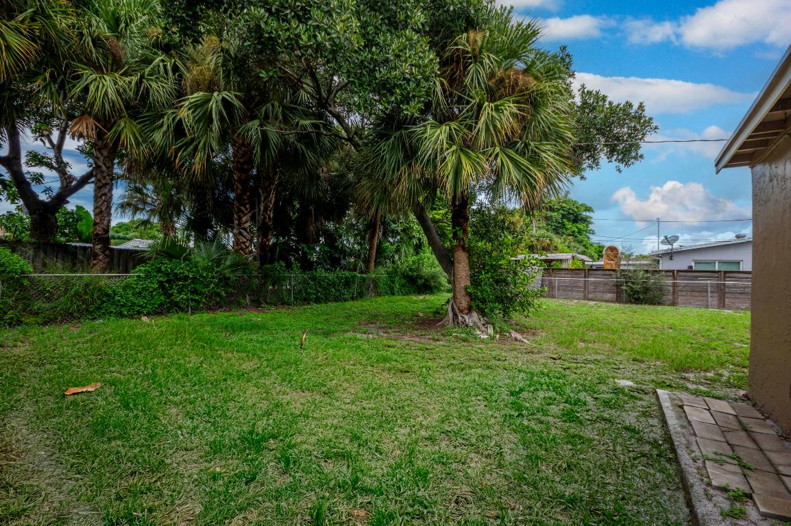 ROOSEVELT ESTATES - Residential