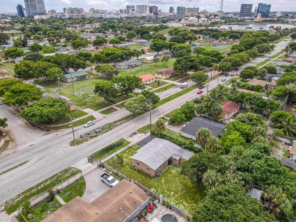 ROOSEVELT ESTATES - Residential