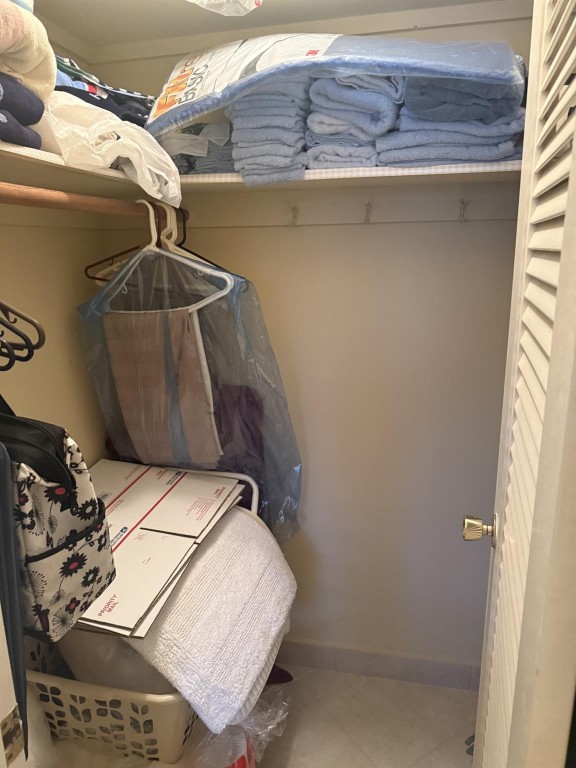 Lighthouse Point Gardens - Residential