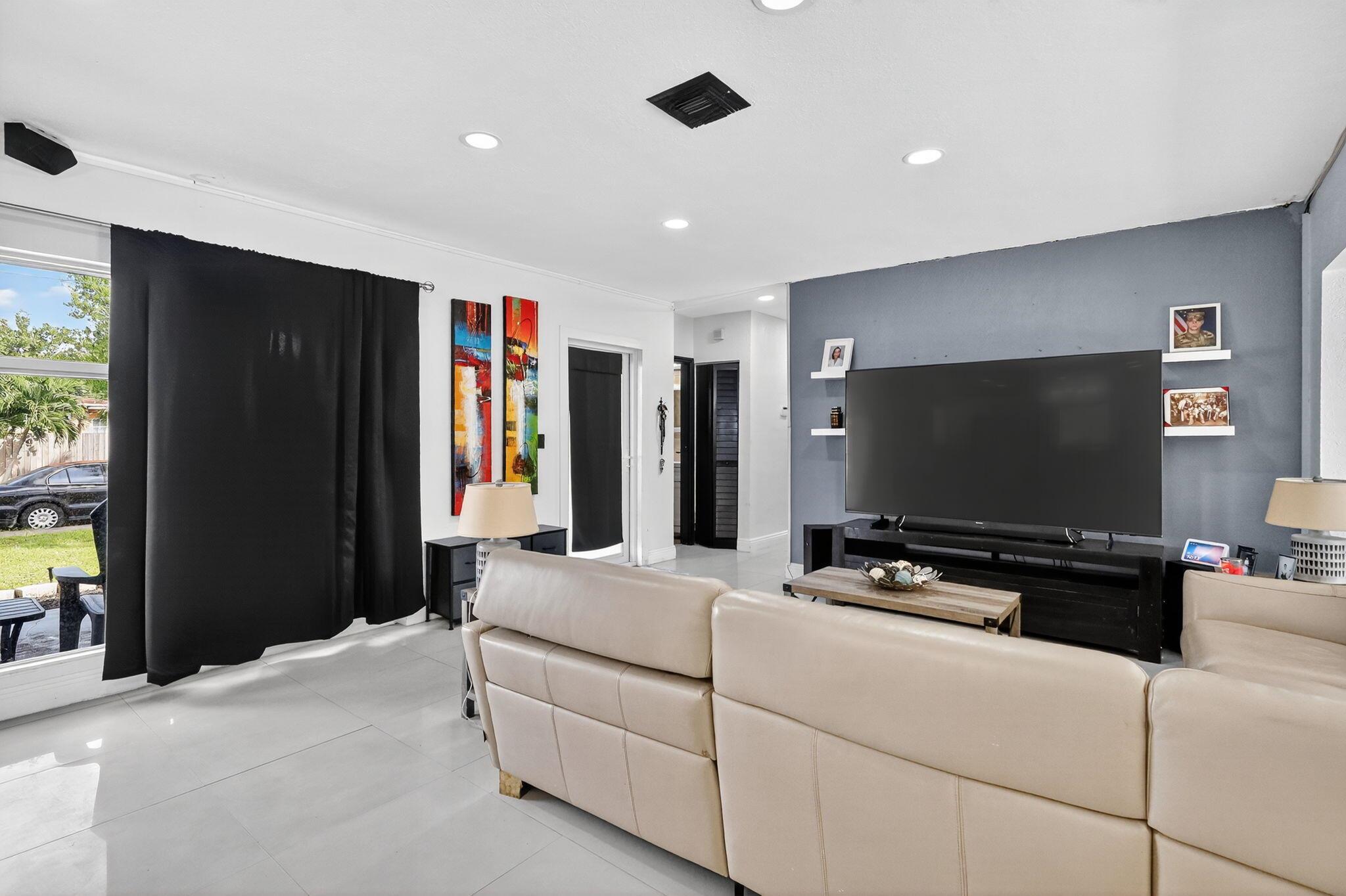 6120 NW 110th Terrace