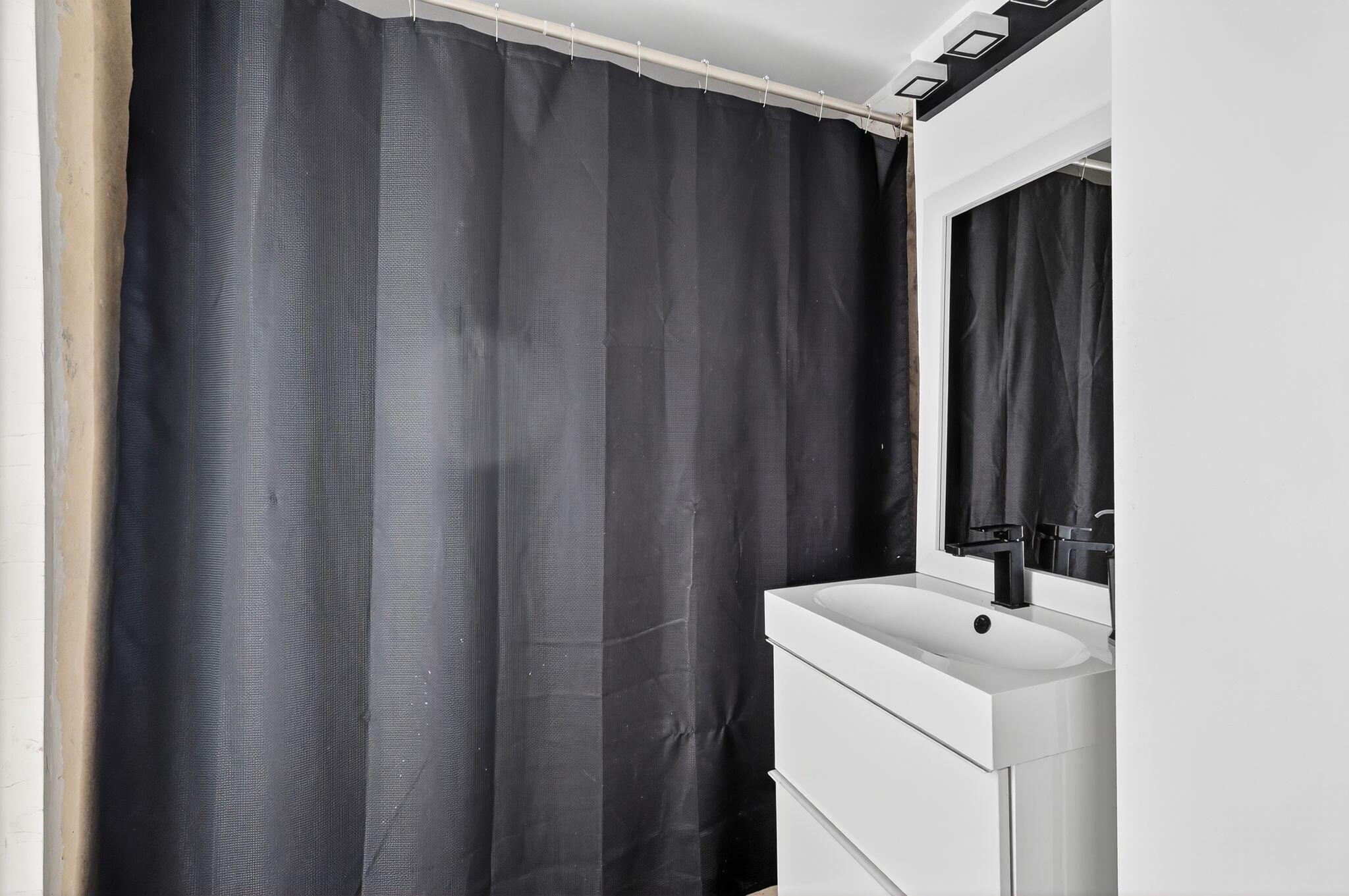 PALM SPRINGS SUB SEC B 4T - Residential