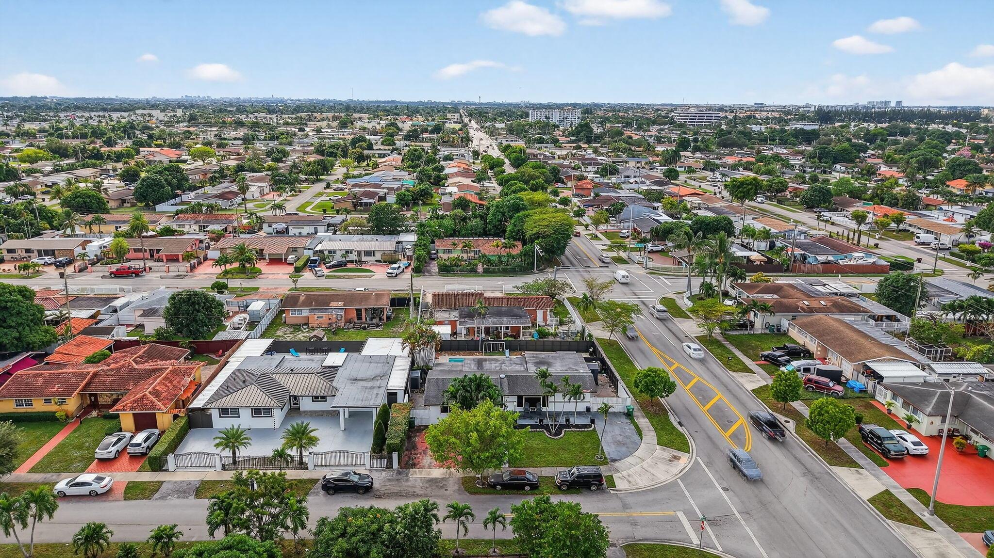 PALM SPRINGS SUB SEC B 4T - Residential