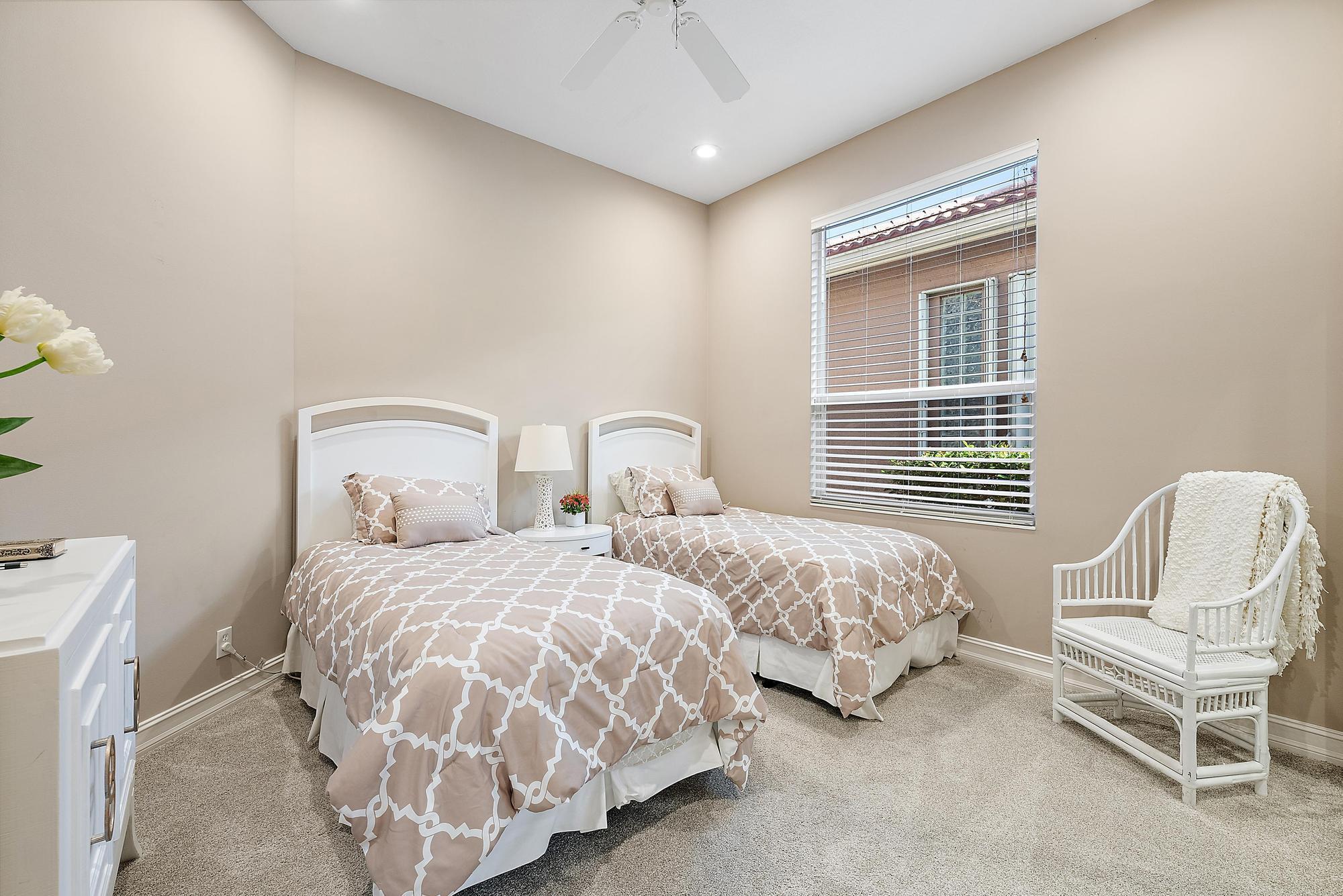 IBIS GOLF AND COUNTRY CLU - Residential