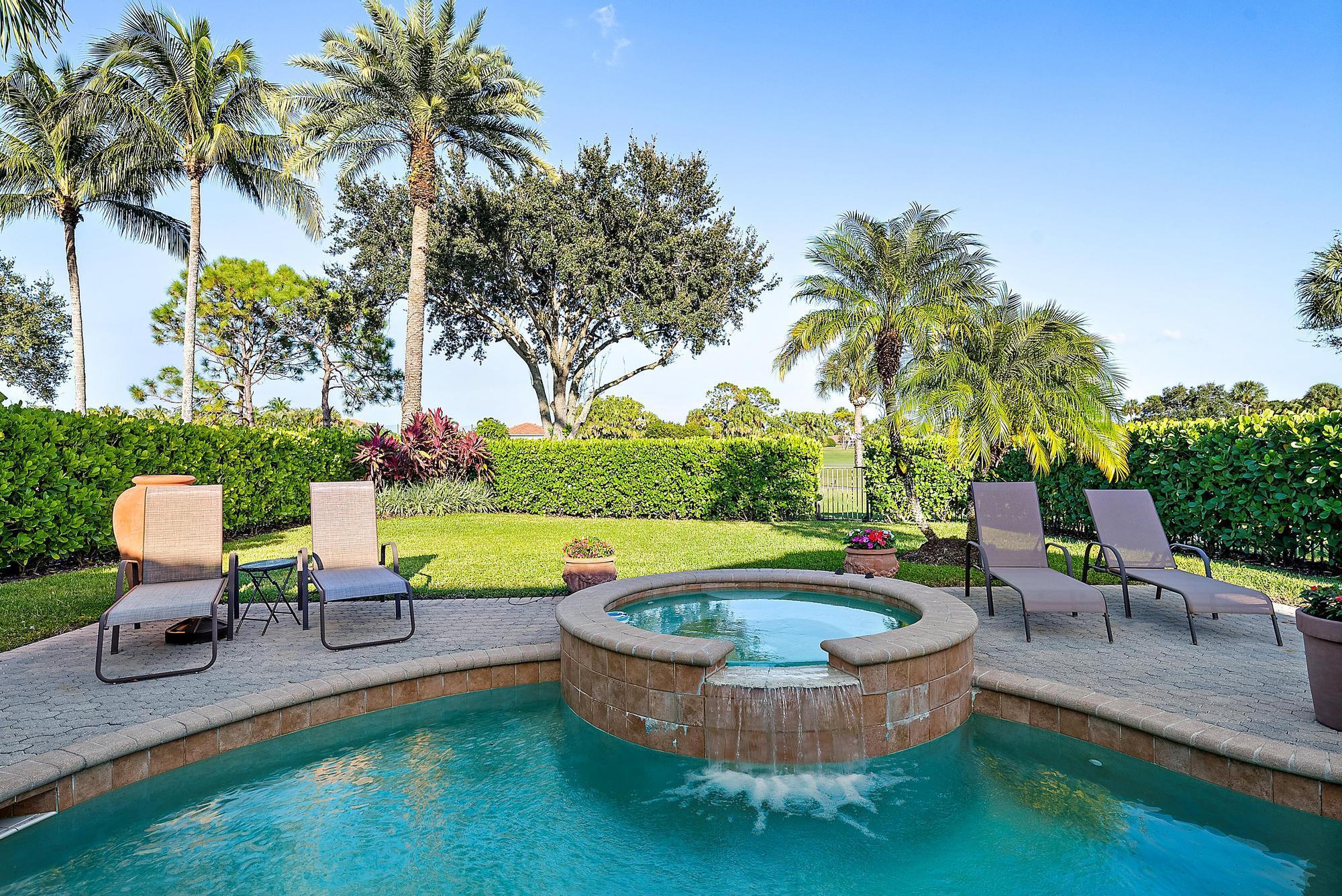 IBIS GOLF AND COUNTRY CLU - Residential