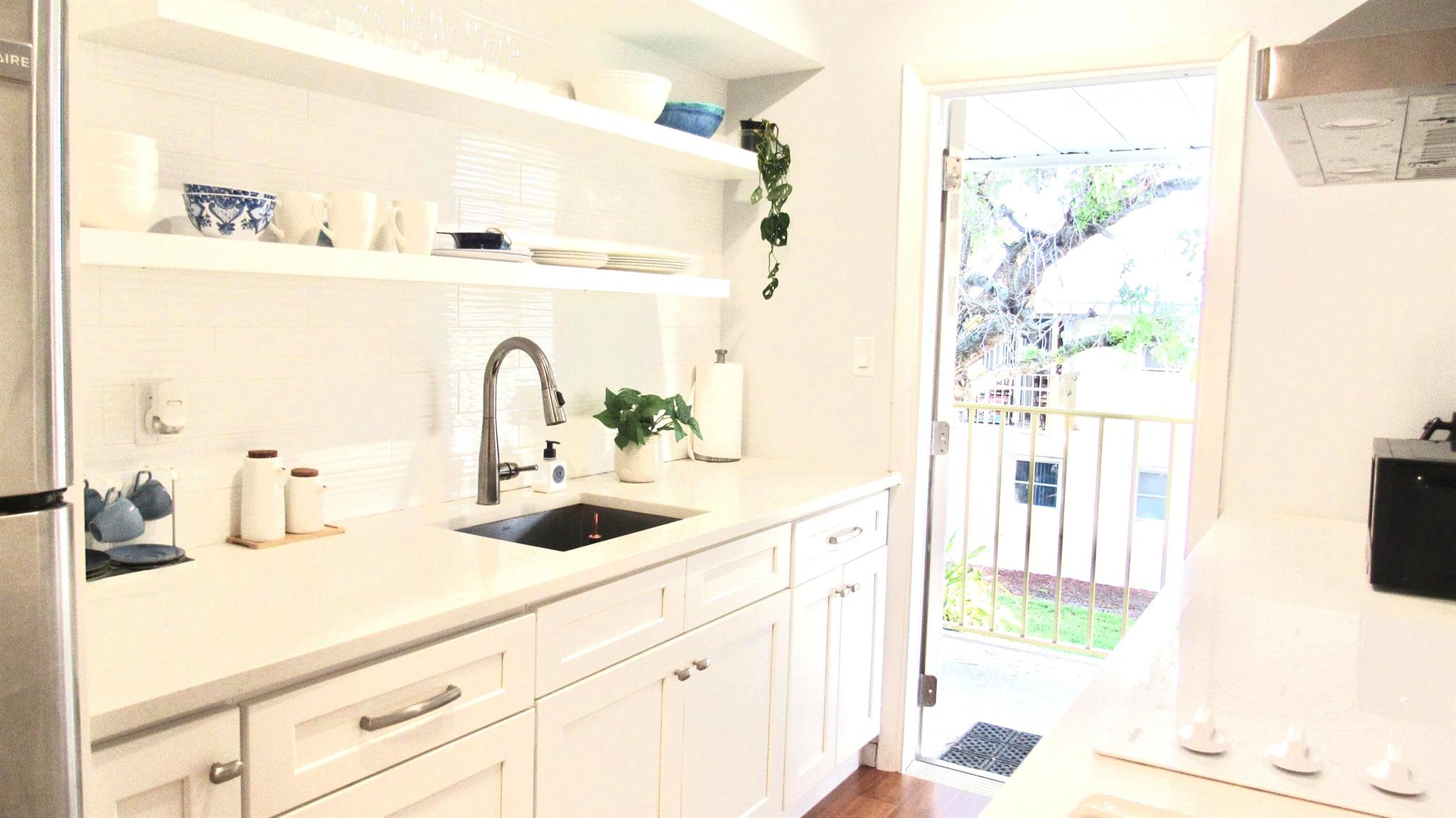 11 SW 4th Avenue 8
