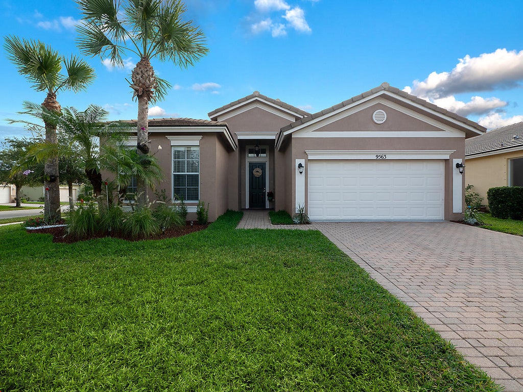 Photo of 9563 SW Flowermound Circle, Port Saint Lucie, FL 34987 (MLS # B26082329)