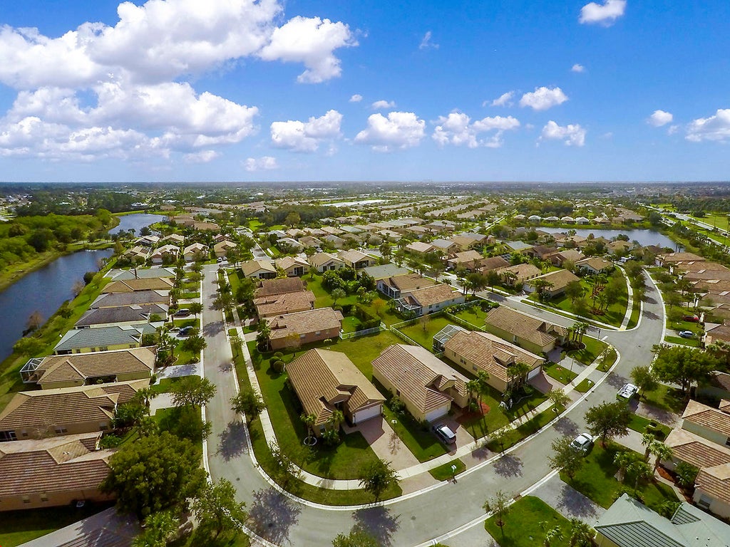 Photo of 9563 SW Flowermound Circle, Port Saint Lucie, FL 34987 (MLS # B26082329)