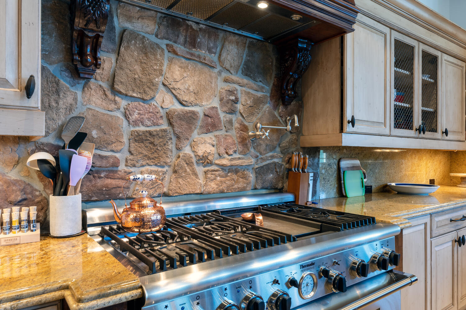 BLUE BAYOU - Residential