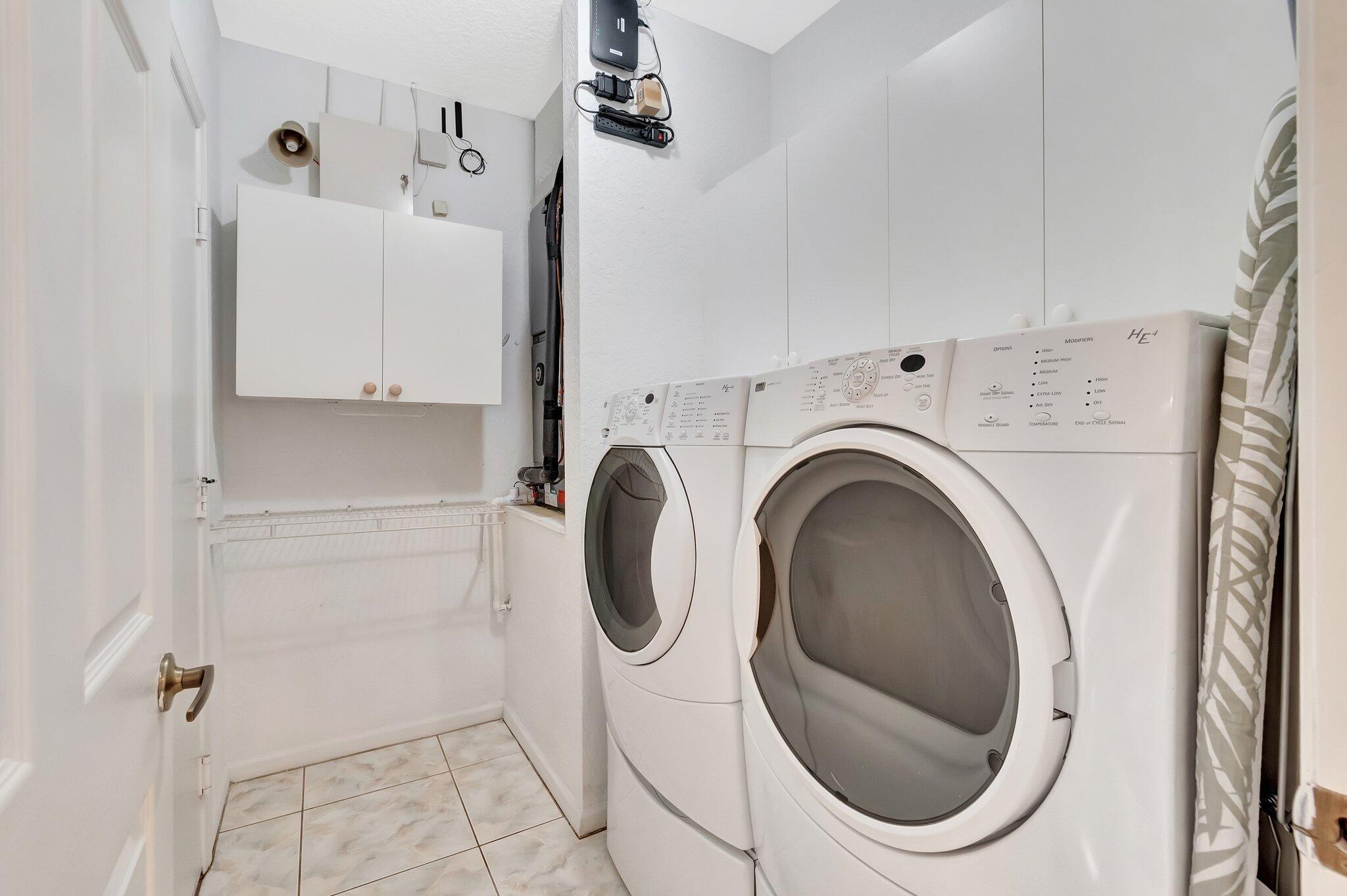 GROVE ISLE - Residential