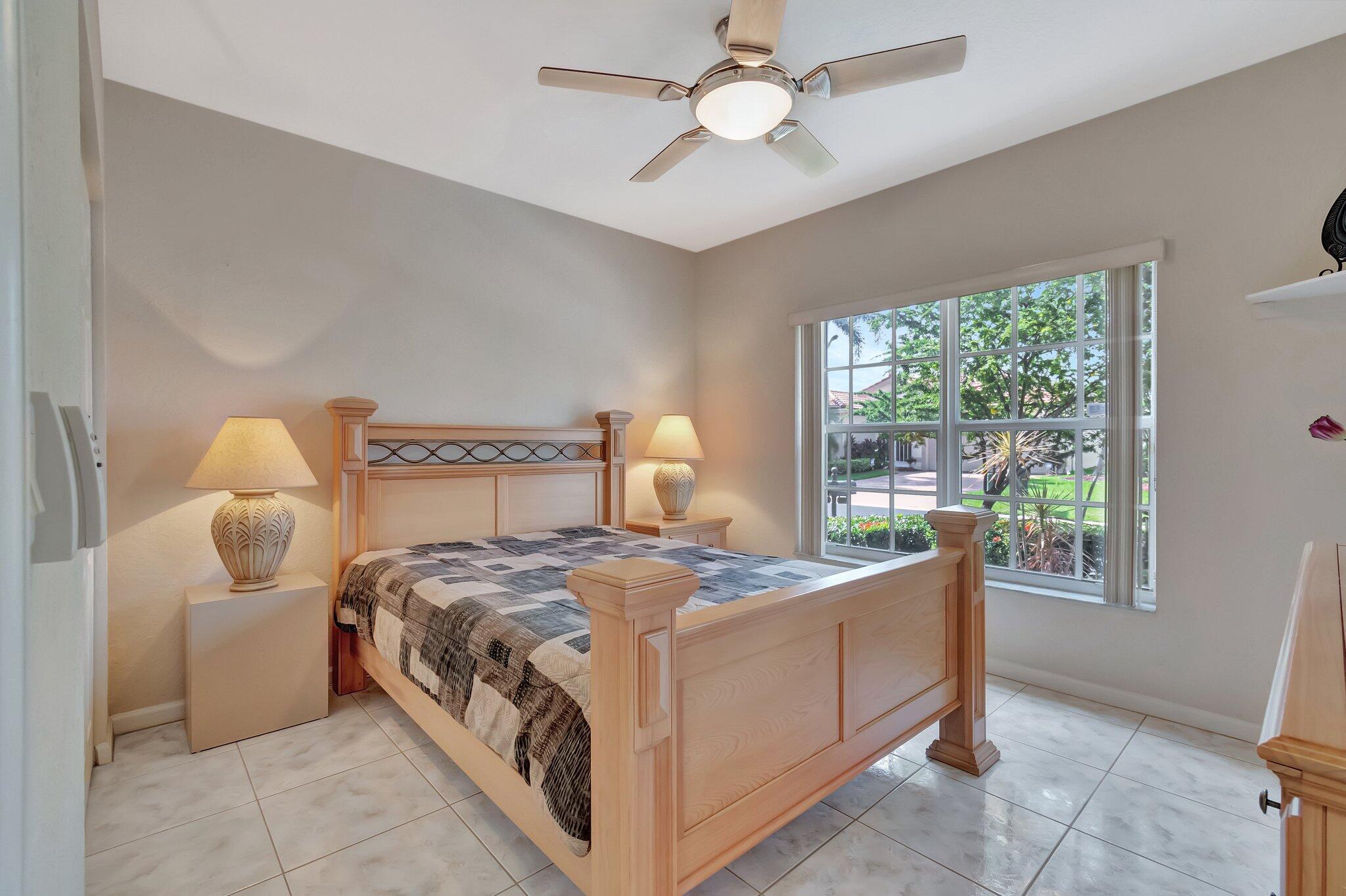 GROVE ISLE - Residential