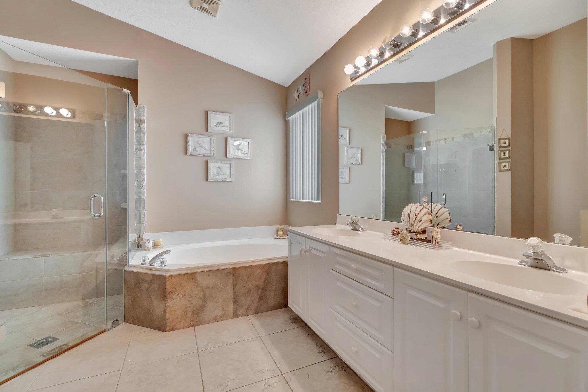 GROVE ISLE - Residential