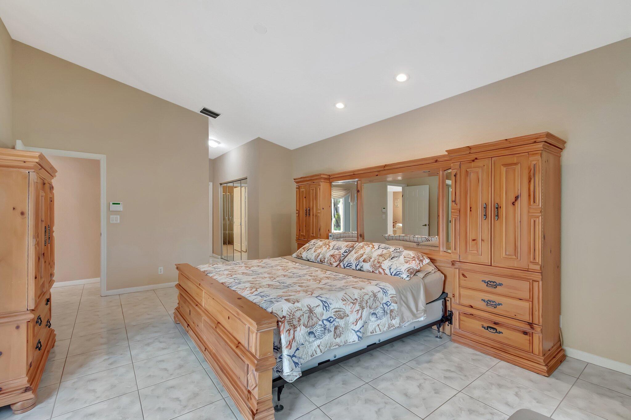 GROVE ISLE - Residential