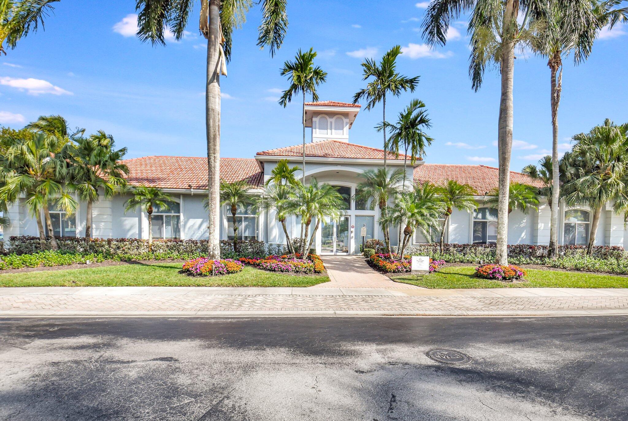 GROVE ISLE - Residential