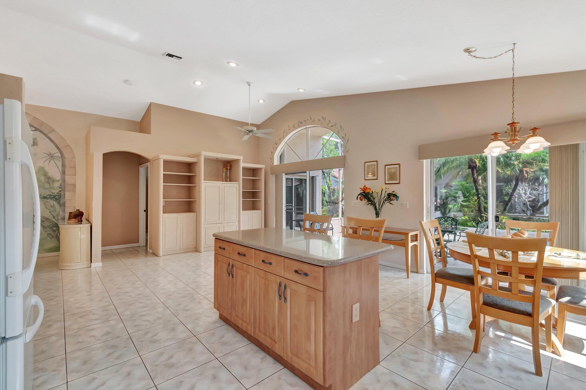 GROVE ISLE - Residential