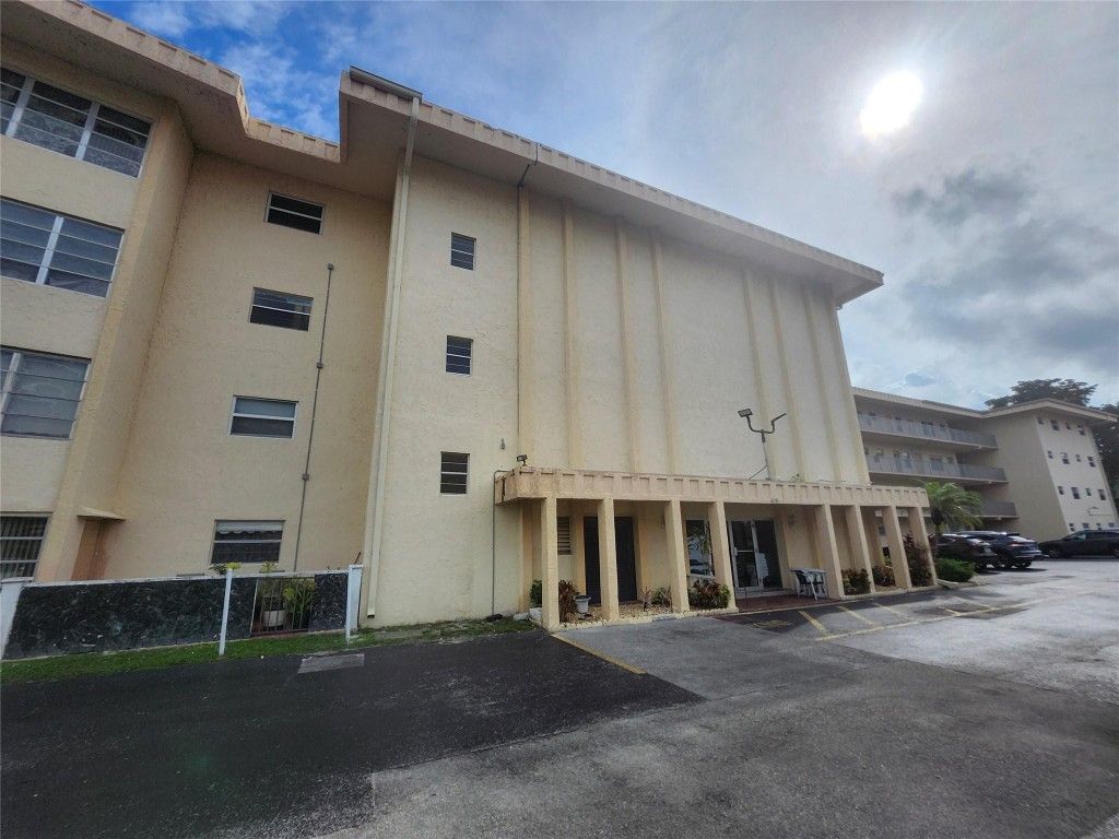 Photo of 4191 NW 41st Street #211, Lauderdale Lakes, FL 33319 (MLS # F10544585)